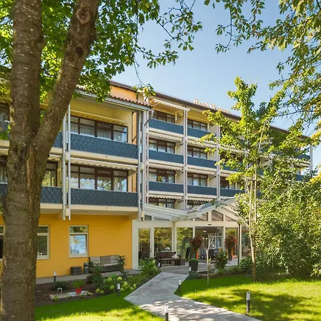 Victoria فندق باد فسينغ